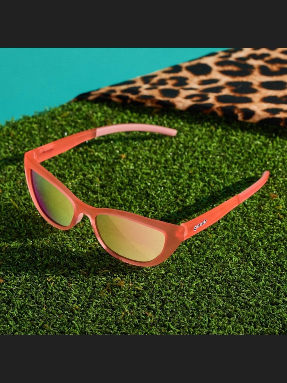 goodr Adult Plastic Cateye Zoomies in Blush Cheetah G Sunglass •Pink•